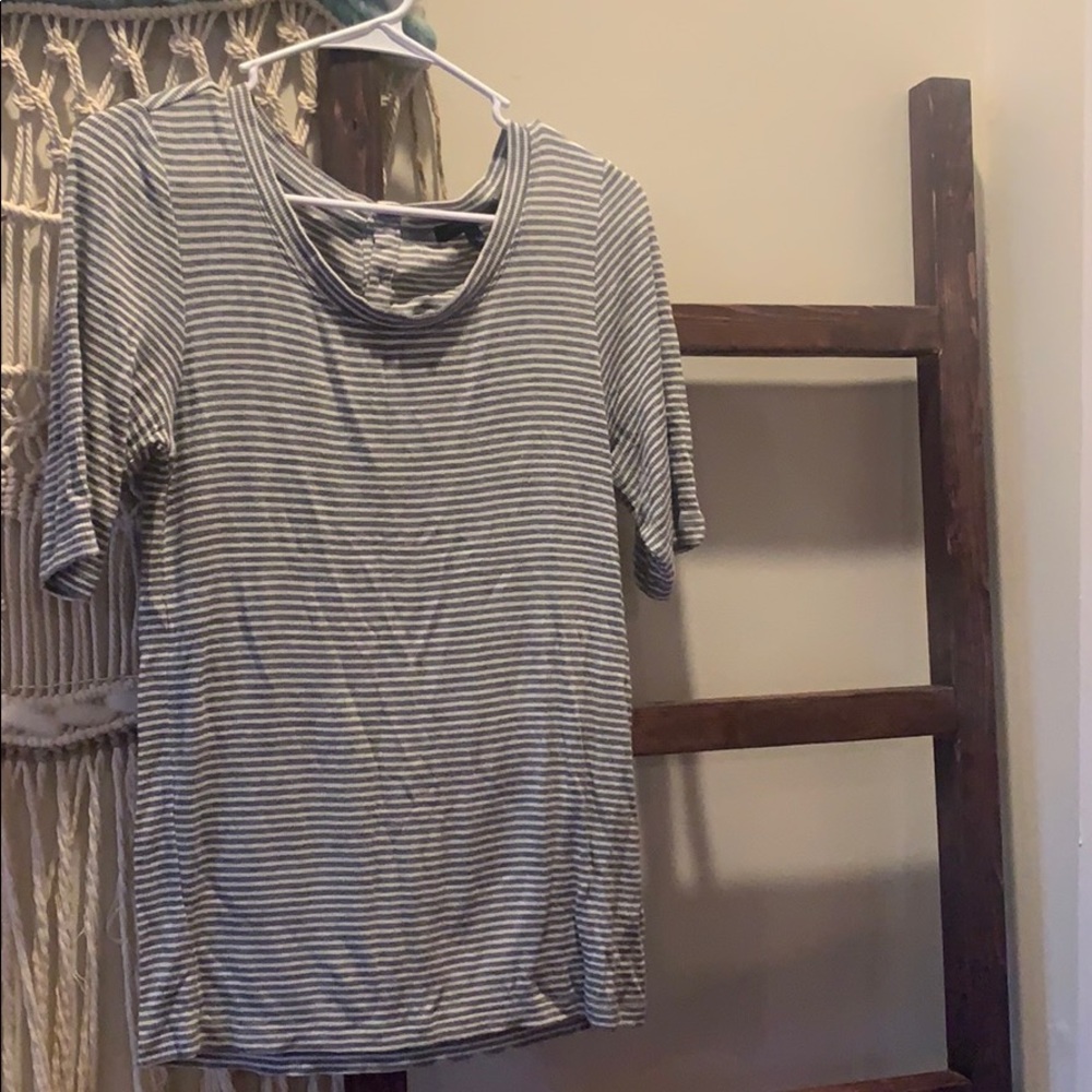 Banana Republic Basic Tee Grey and White Striped
